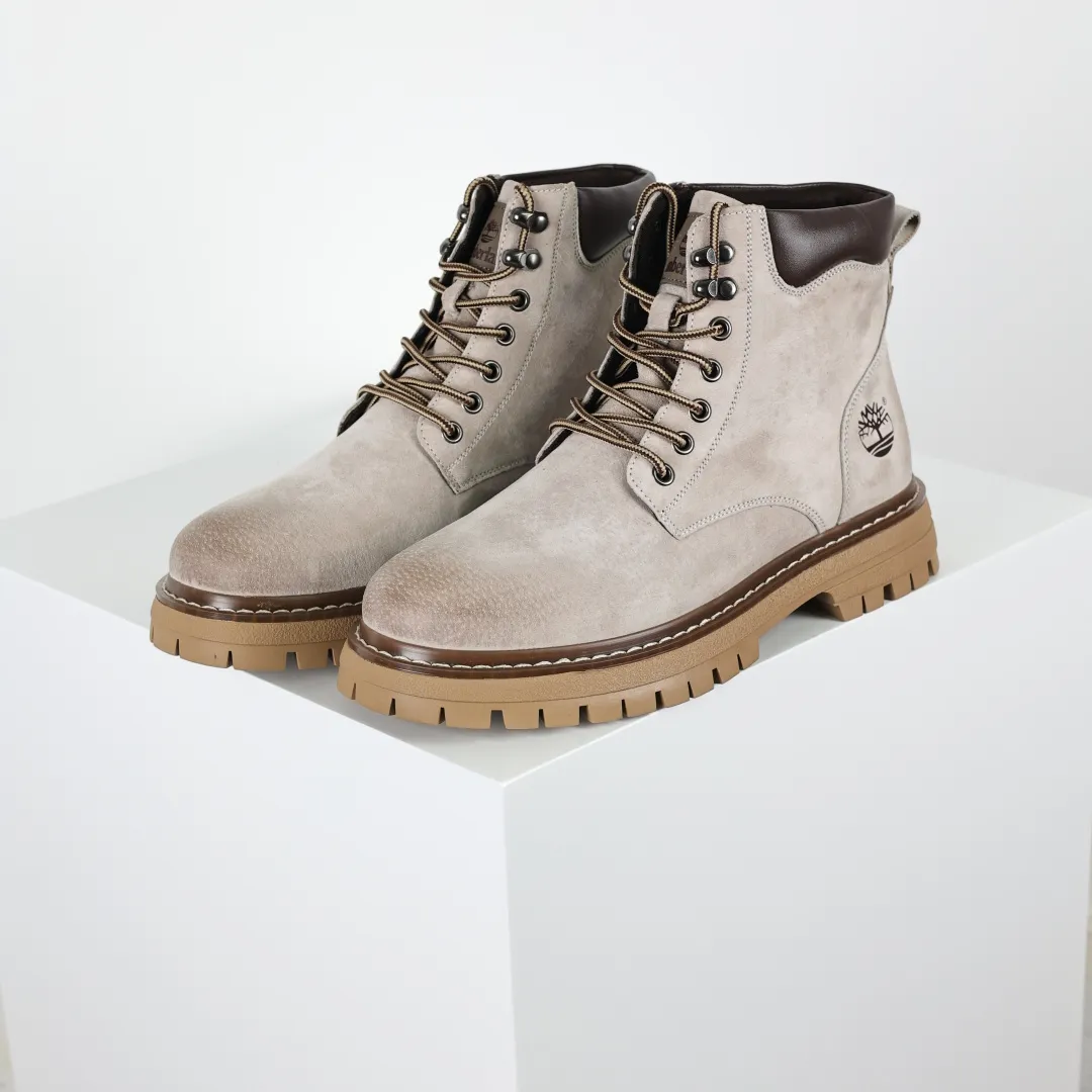 Local 💰560 supports store Timberland Timberland/Timberland outdoor casual rhubarb boots TB10078, top-grade frosted fine-grained cowhide, with anti-odor and anti-corrosion genuine leather latex insoles. The shoe body is light and comfortable. It is insulated and wear-resistant in winter. Size: 39 40 41 42 43 44 Note: one size larger than sports shoes